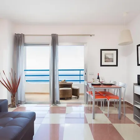 Welcome To Paradise Apartment